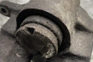 Etrier arriere gauche (freinage) RENAULT TRAFIC 2