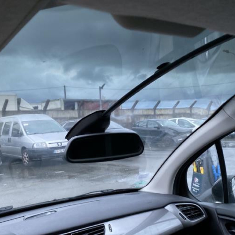 Bloc ABS (freins anti-blocage) CITROEN C3 2 Photo n°16