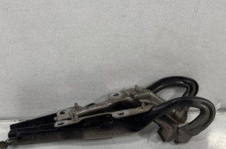 Charniere de capot PEUGEOT 207