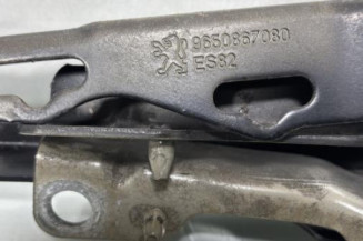 Charniere de capot PEUGEOT 207