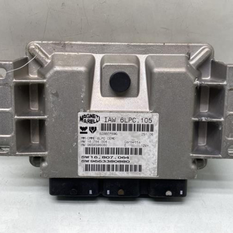 Calculateur moteur PEUGEOT 207 Photo n°3