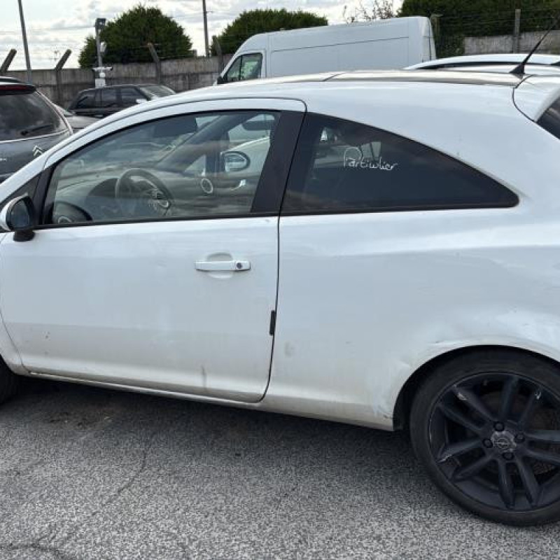 Bloc ABS (freins anti-blocage) OPEL CORSA D Photo n°17