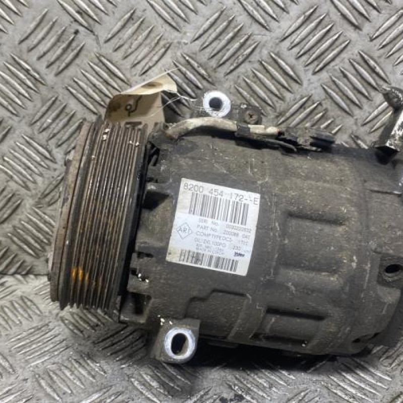 Compresseur clim RENAULT TRAFIC 2 Photo n°1