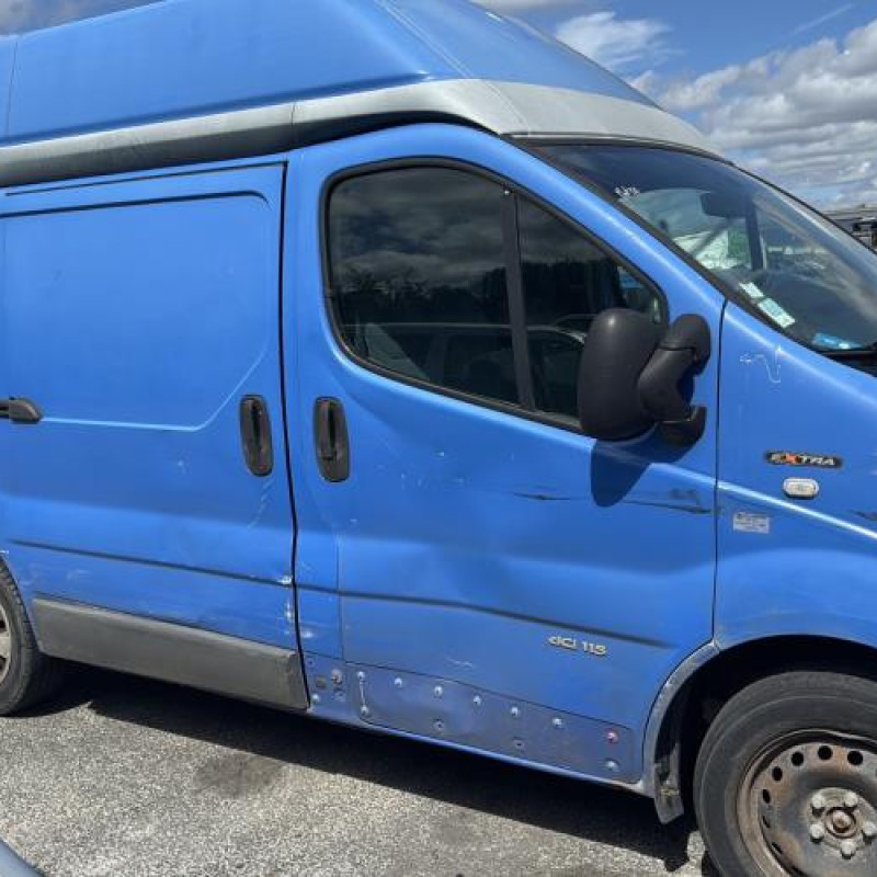 Compresseur clim RENAULT TRAFIC 2 Photo n°12