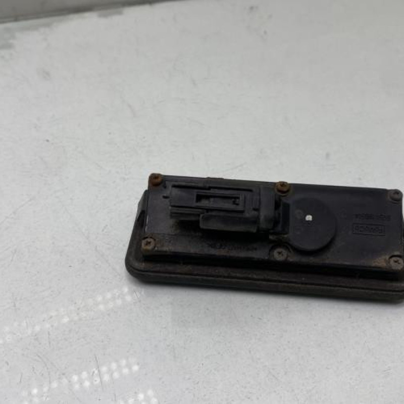 Bouton de coffre FORD C-MAX 1 Photo n°3