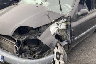 Bloc ABS (freins anti-blocage) RENAULT CLIO 2 Photo n°1