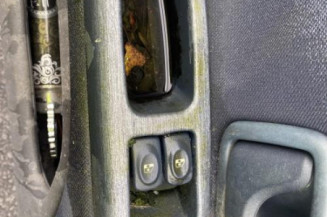 Bloc ABS (freins anti-blocage) RENAULT CLIO 2