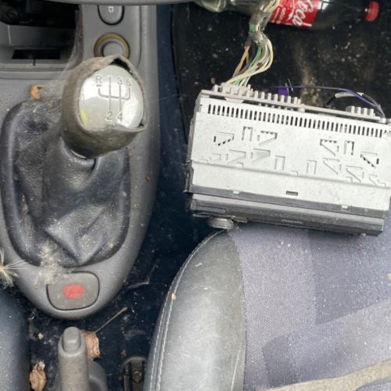 Bloc ABS (freins anti-blocage) RENAULT CLIO 2 Photo n°15