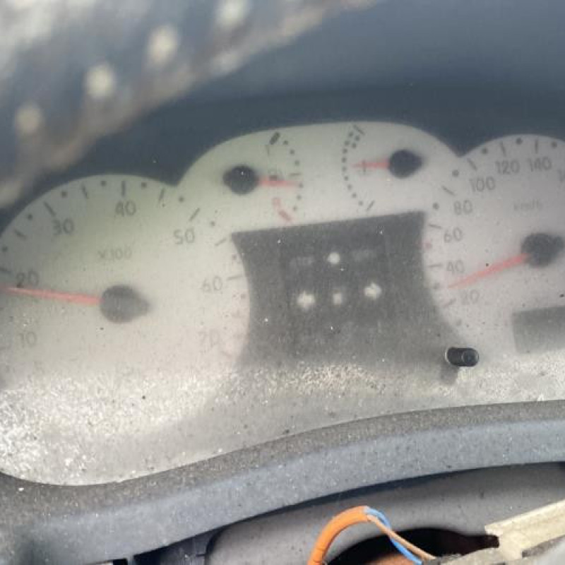 Bloc ABS (freins anti-blocage) RENAULT CLIO 2 Photo n°16