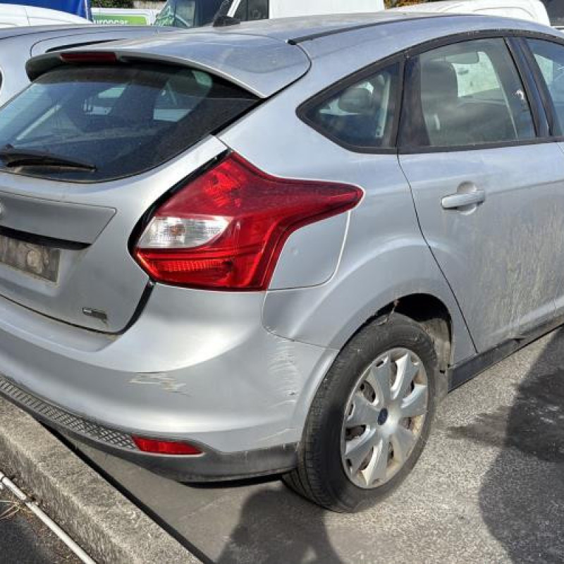 Cremaillere assistee FORD FOCUS 3 Photo n°10