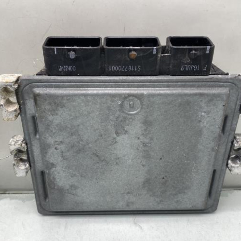 Calculateur moteur RENAULT MODUS Photo n°4