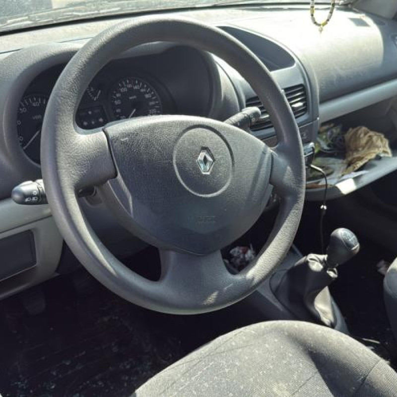 Bouton de coffre RENAULT CLIO 2 Photo n°9