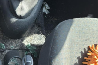 Bouton de coffre RENAULT CLIO 2