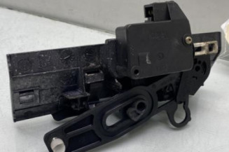 Bouton de coffre PEUGEOT 206