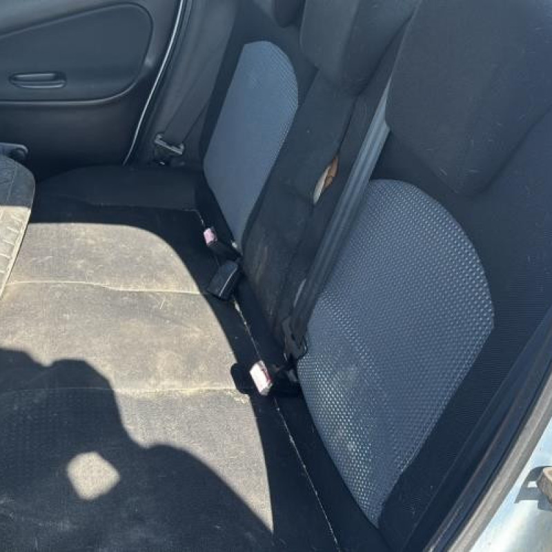 Bouton de coffre PEUGEOT 206 Photo n°15