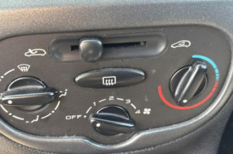 Bouton de coffre PEUGEOT 206