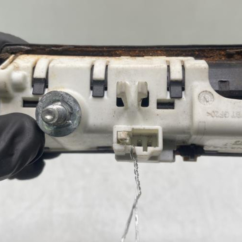 Bouton de coffre VOLKSWAGEN SHARAN 2 Photo n°3