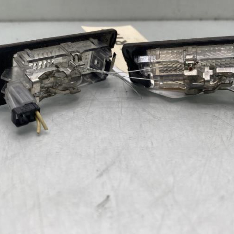 Eclairage de plaque VOLKSWAGEN SHARAN 2 Photo n°2