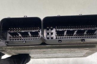 Calculateur moteur VOLKSWAGEN SHARAN 2