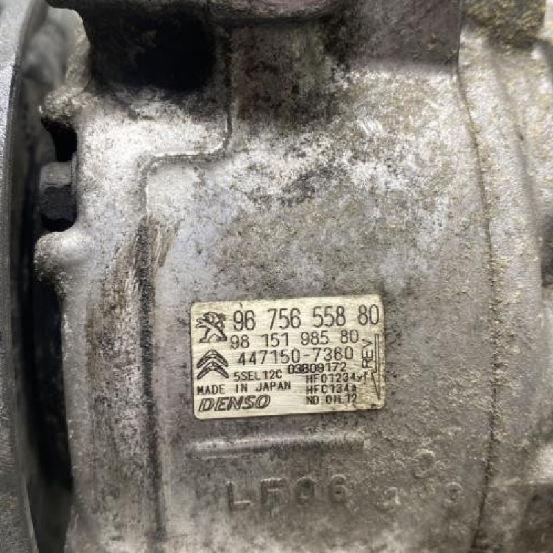 Compresseur clim PEUGEOT 5008 2 Photo n°4