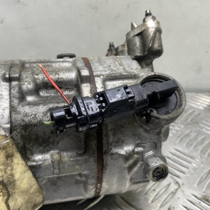 Compresseur clim PEUGEOT 5008 2 Photo n°5