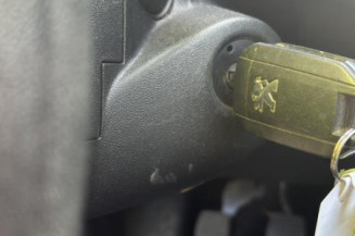 Bloc ABS (freins anti-blocage) PEUGEOT 208 1