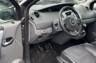 Boitier BSI RENAULT SCENIC 2