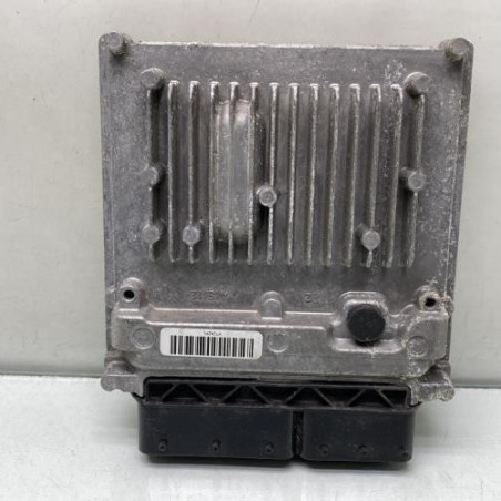 Calculateur moteur MERCEDES CLASSE A 176 Photo n°1