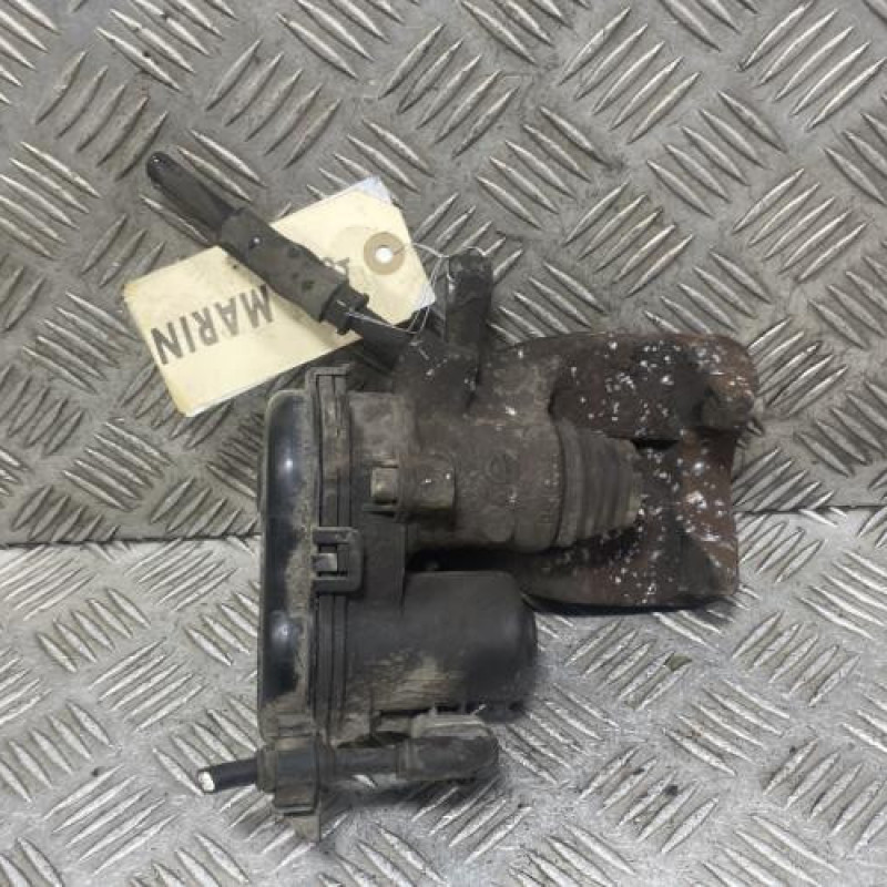 Etrier arriere droit (freinage) MERCEDES CLASSE A 176 Photo n°4