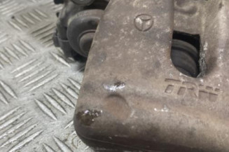 Etrier arriere gauche (freinage) MERCEDES CLASSE A 176