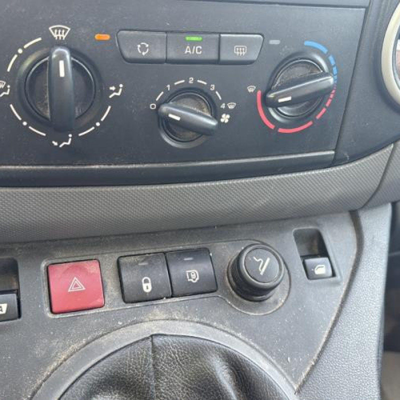 Bloc ABS (freins anti-blocage) PEUGEOT PARTNER 2 Photo n°16