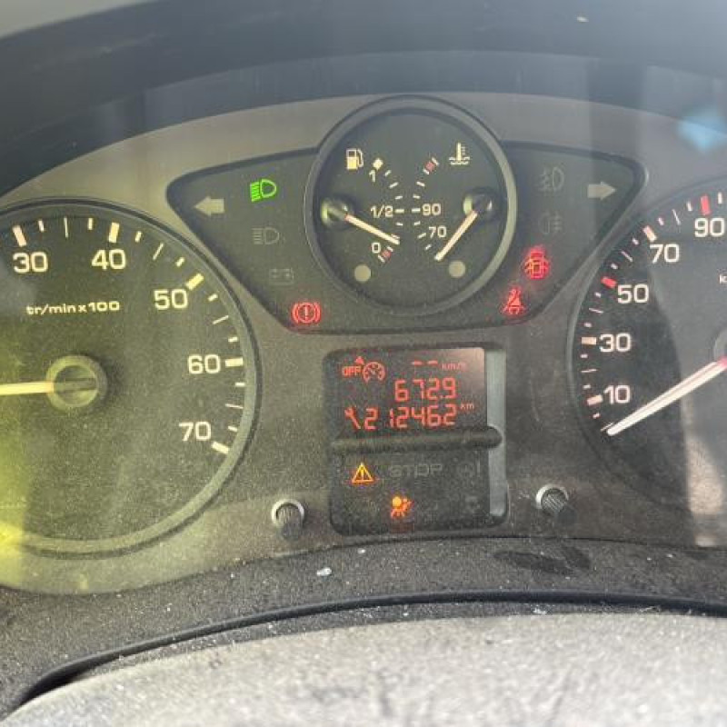 Bloc ABS (freins anti-blocage) PEUGEOT PARTNER 2 Photo n°19