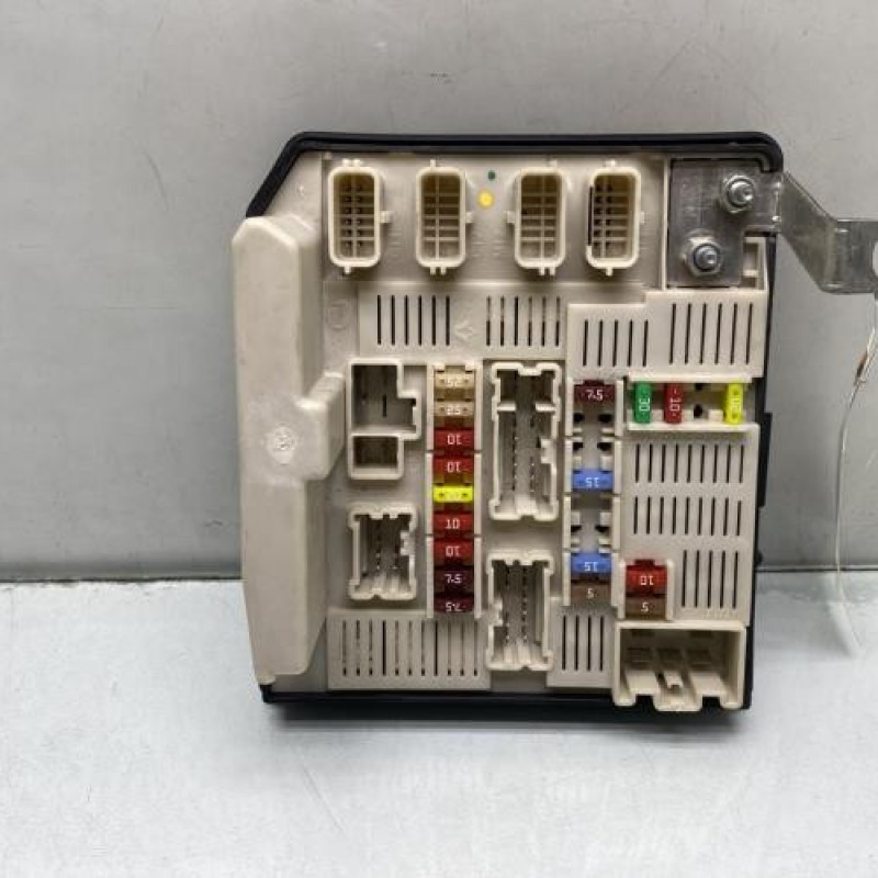 Boitier USM  RENAULT GRAND SCENIC 2 Photo n°1