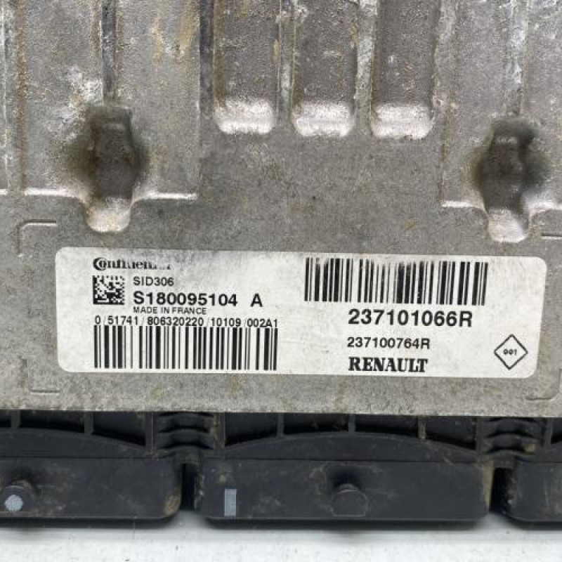 Calculateur moteur DACIA DUSTER 1 Photo n°2