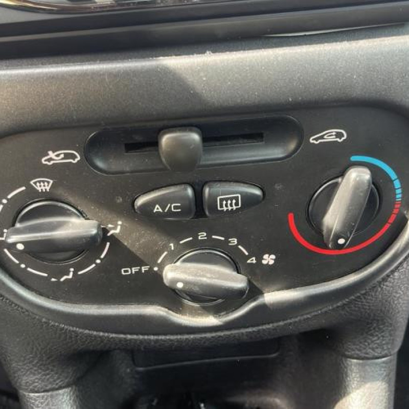 Commande chauffage PEUGEOT 206 Photo n°6