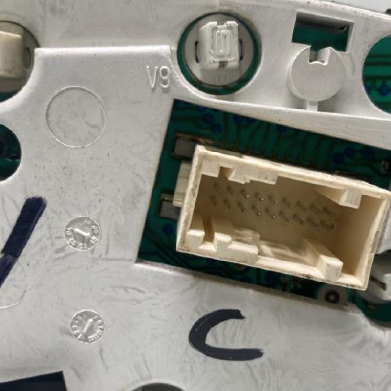 Compteur PEUGEOT 206 Photo n°7