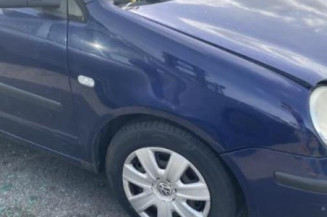 Serrure avant droit VOLKSWAGEN POLO 4