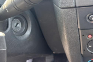 Cremaillere assistee RENAULT CLIO 2 CAMPUS