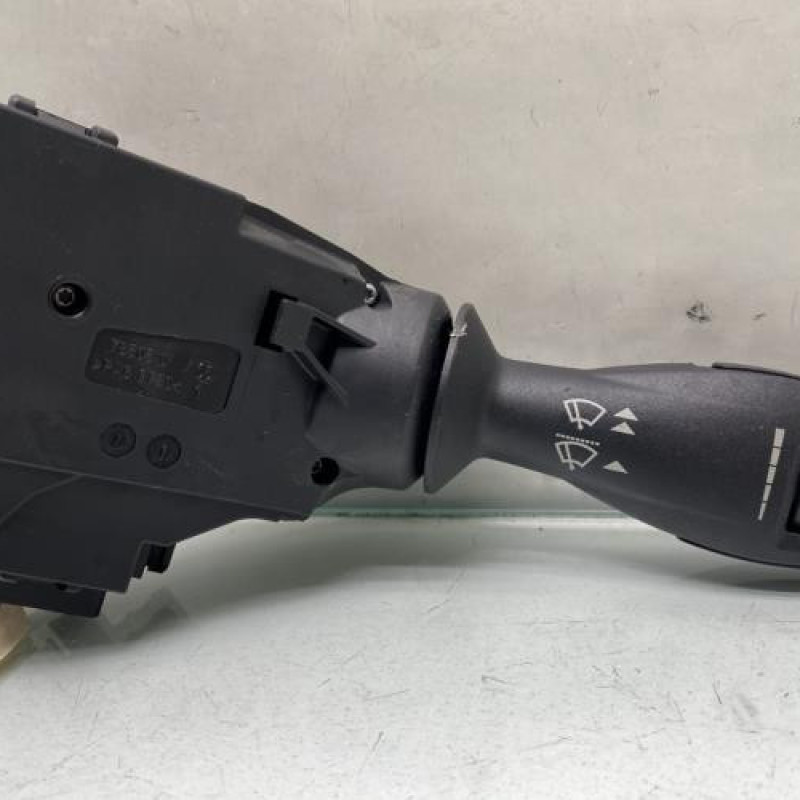 Commande de phare FORD FIESTA 6 Photo n°1