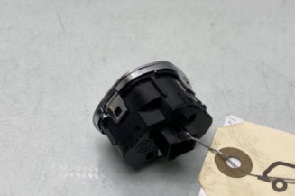 Bouton de warning OPEL CORSA E