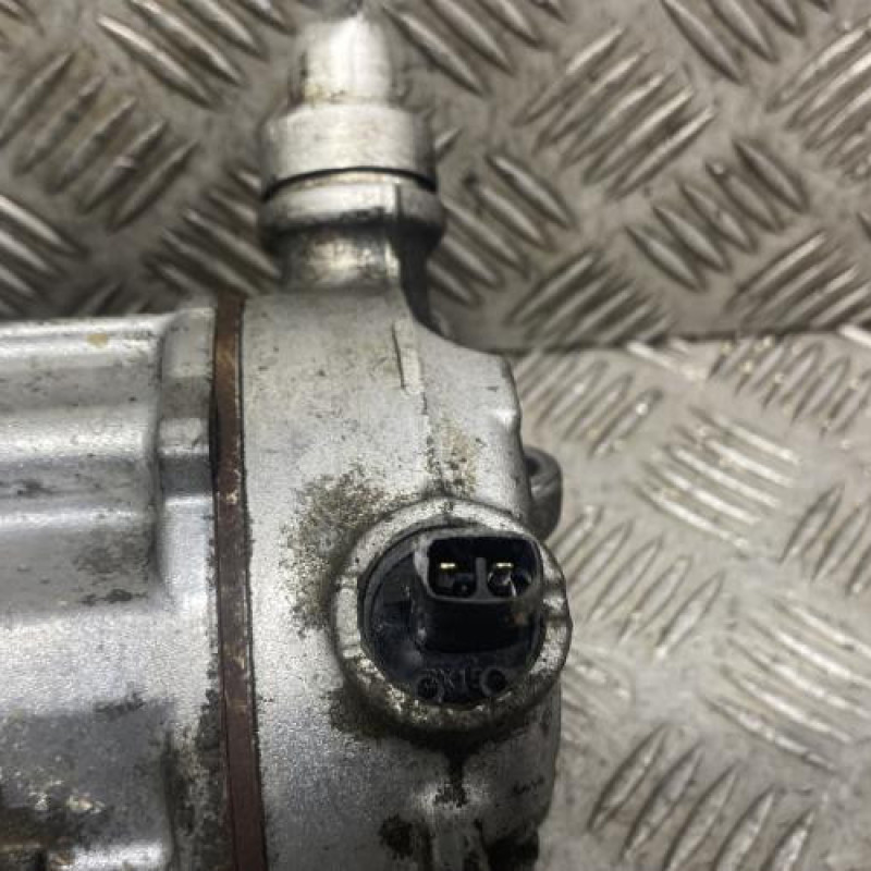 Compresseur clim OPEL CORSA D Photo n°2