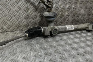 Cremaillere assistee OPEL CORSA E Photo n°1