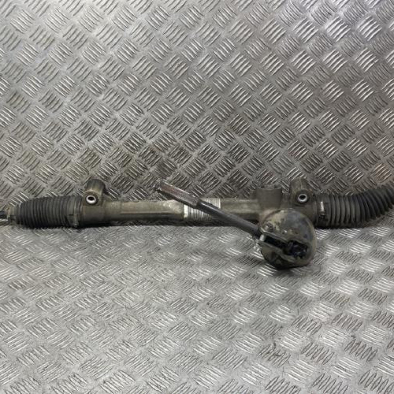 Cremaillere assistee OPEL CORSA D Photo n°1