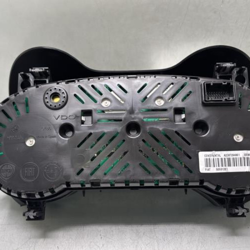 Compteur ALFA ROMEO GIULIETTA 2 Photo n°3