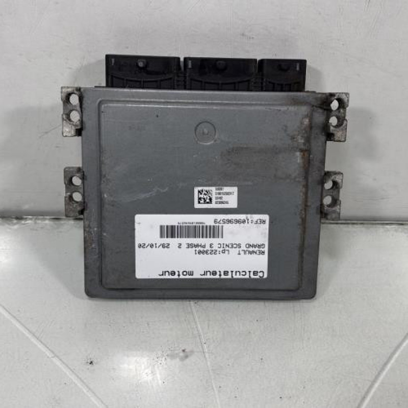 Calculateur moteur RENAULT GRAND SCENIC 3 Photo n°4