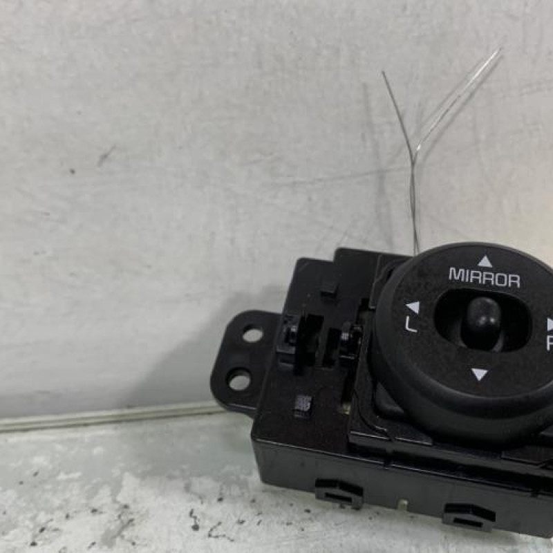 Commande retroviseurs KIA CEE-D 2 Photo n°1