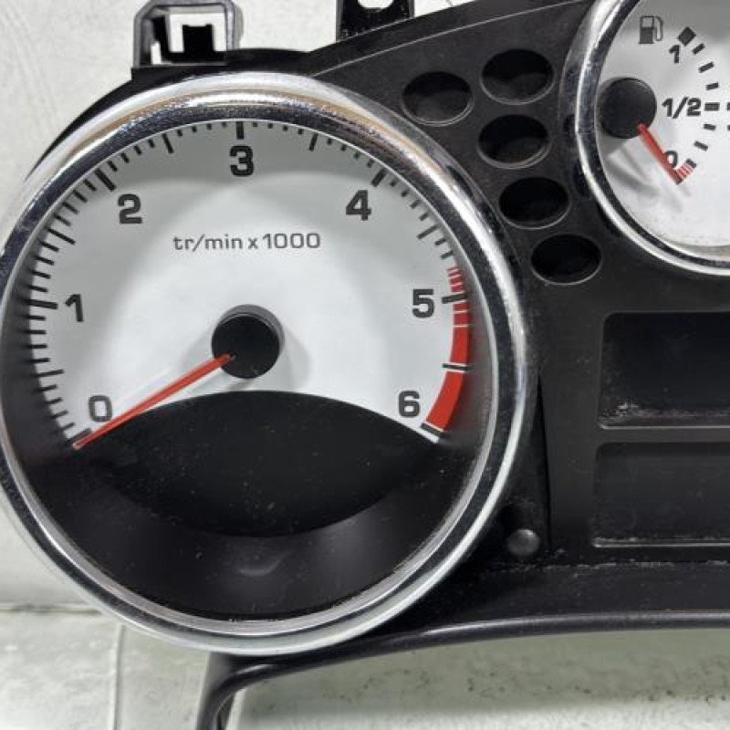 Compteur PEUGEOT 207 Photo n°4