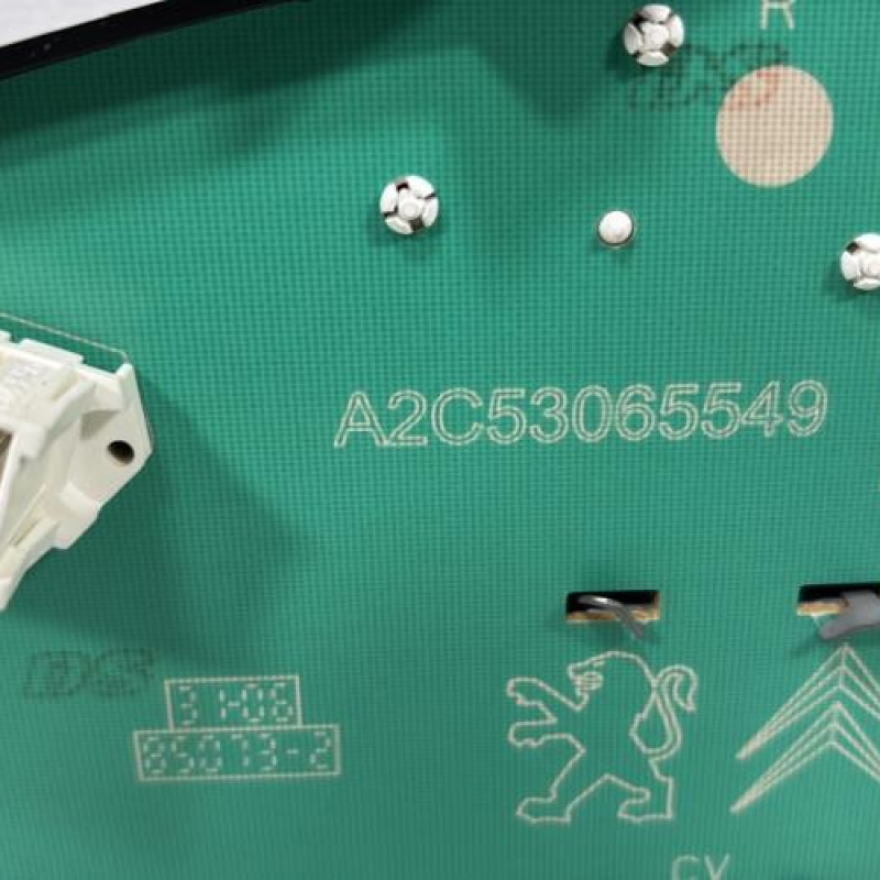 Compteur PEUGEOT 207 Photo n°9