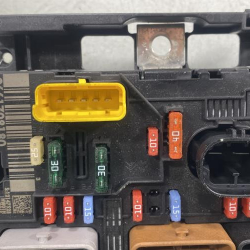 Boitier servitude moteur (BSM) PEUGEOT 207 Photo n°3