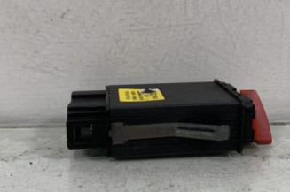Bouton de warning AUDI A4 1